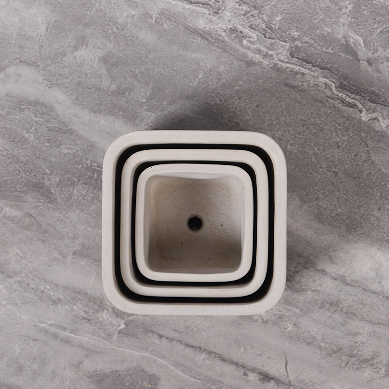 Macetero de Cemento Greca 671