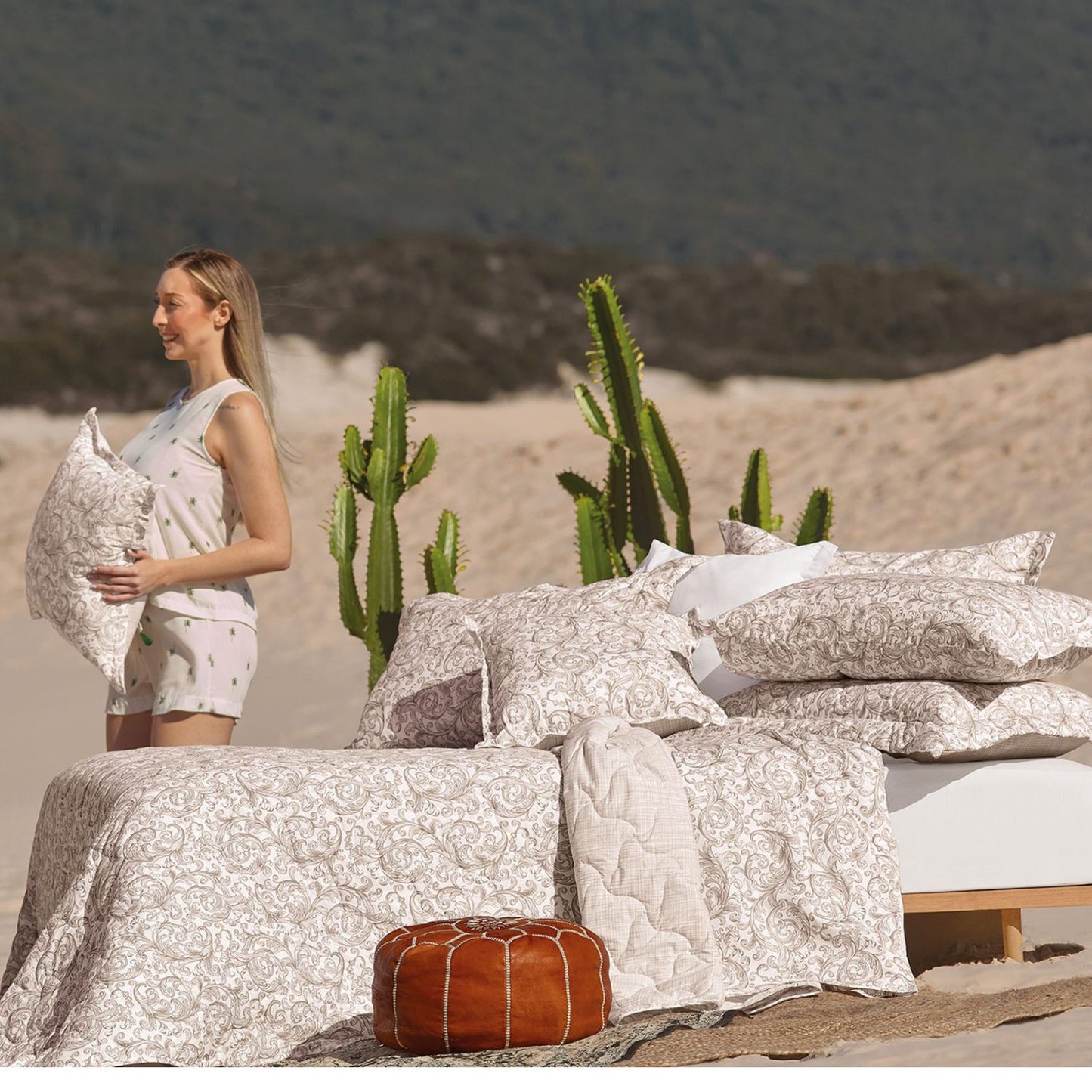 Juego de Sábanas 4 Piezas ARABESQUE , 2  1⁄2 plazas - 180 hilos en 100% Algodón